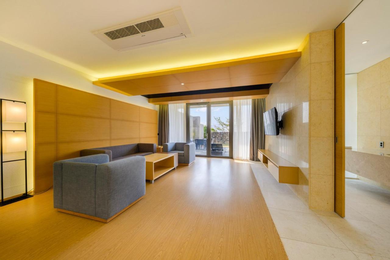 Stanford Hotel & Resort Чеджудо Экстерьер фото